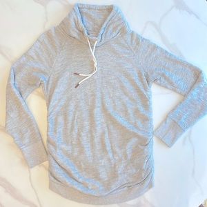 Isabel Maternity Sweatshirt - size medium